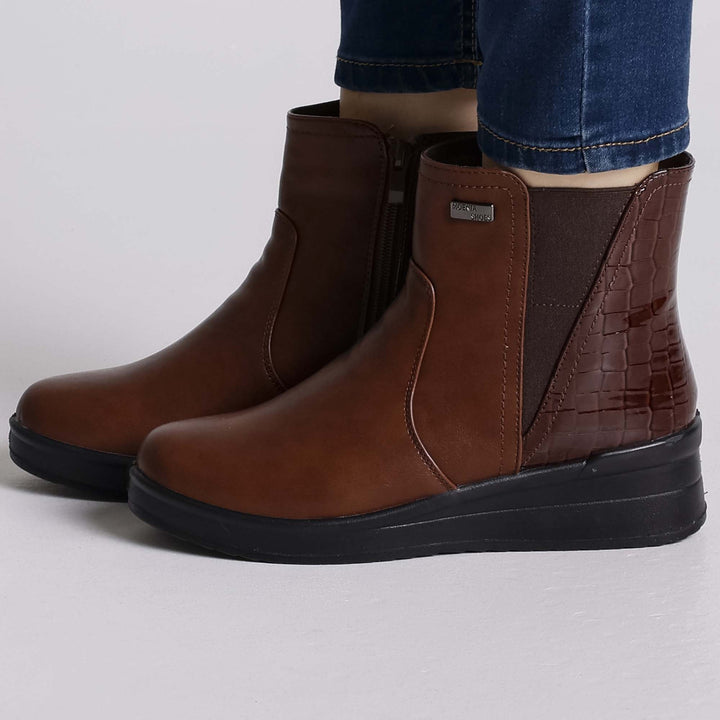 Gloria - Comfortable Ankle Boot with Zip